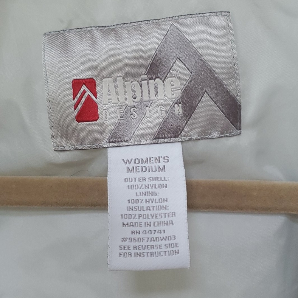 Alpine Design Puffer Jacket - Picture 5 of 7